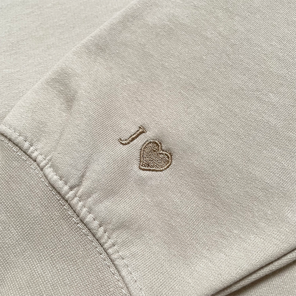 Römische Datum Zahlen mit Ärmel bestickt Personalisiert Pullover Hoodie